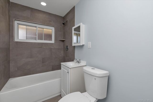 5 Trumpet Lane, Levittown, NY 11756