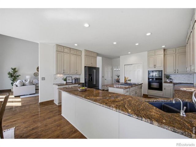 8952 Gander Valley Lane, Windsor, CO 80550