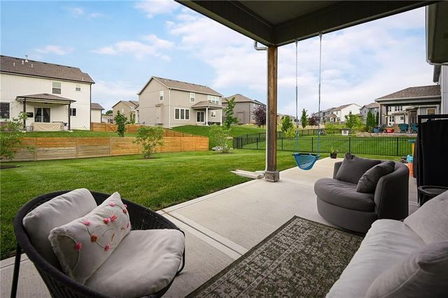 144 SE Riley Street, Blue Springs, MO 64064