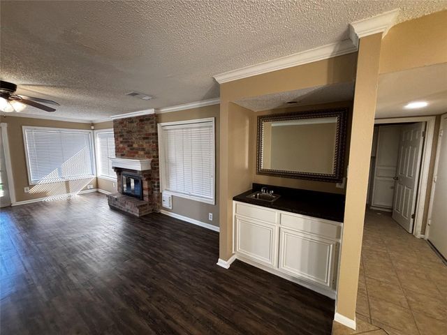 4226 Tasselwood Lane, Houston, TX 77014