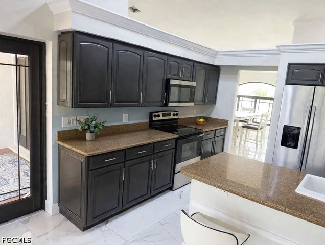 8896 Bracken Way, Fort Myers, FL 33908