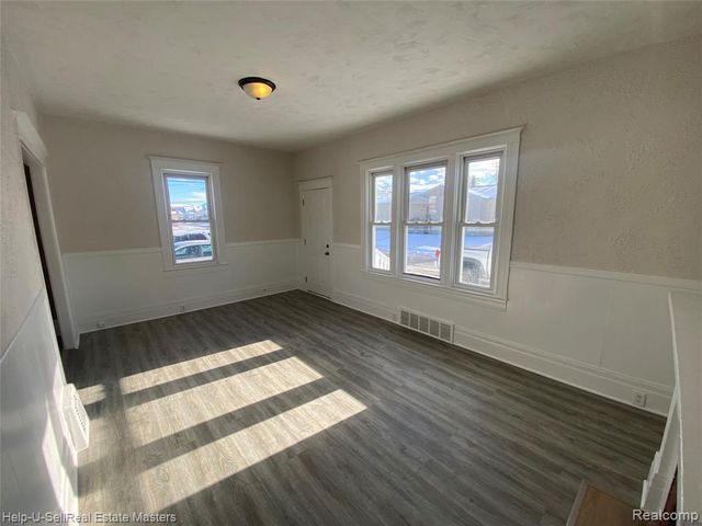 1109 Wells Street, Port Huron, MI 48060