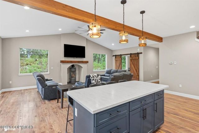 1381 N Meadow Lakes Loop, Wasilla, AK 99623