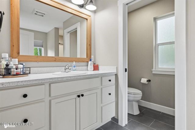 1381 N Meadow Lakes Loop, Wasilla, AK 99623