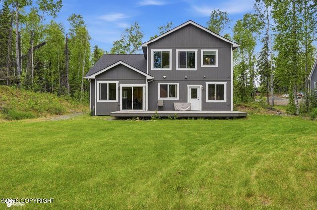 1381 N Meadow Lakes Loop, Wasilla, AK 99623