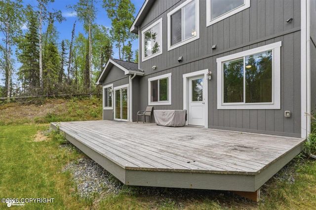 1381 N Meadow Lakes Loop, Wasilla, AK 99623