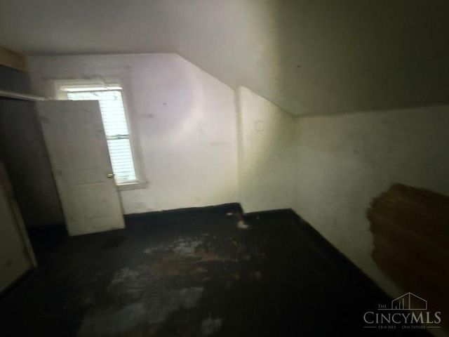 1971 Kentucky Avenue, Cincinnati, OH 45223