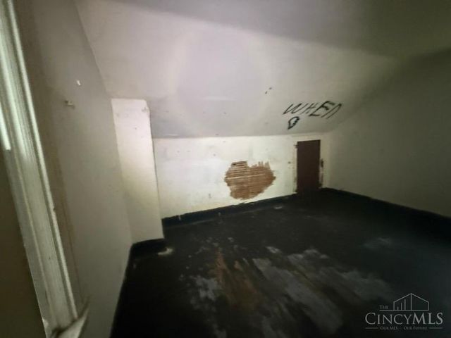 1971 Kentucky Avenue, Cincinnati, OH 45223