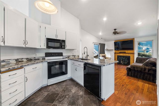 22227 126th Place SE, Kent, WA 98031