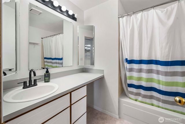 22227 126th Place SE, Kent, WA 98031