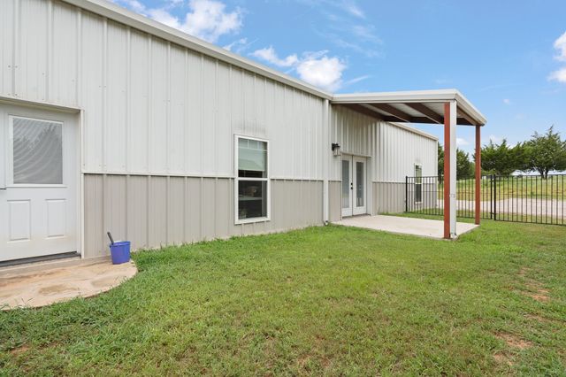 5385 County Road 311, Grandview, TX 76050