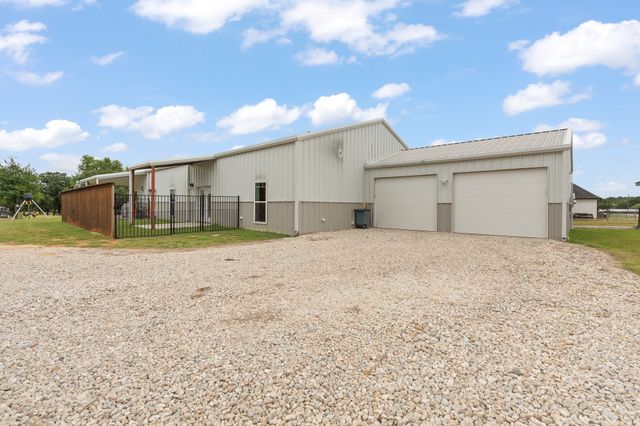 5385 County Road 311, Grandview, TX 76050