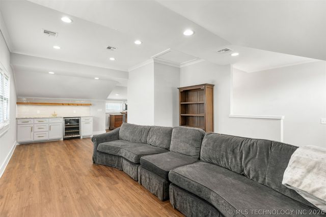 1605 S Detroit Avenue, Tulsa, OK 74120