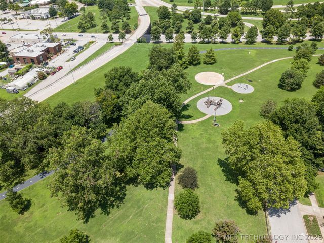 1605 S Detroit Avenue, Tulsa, OK 74120