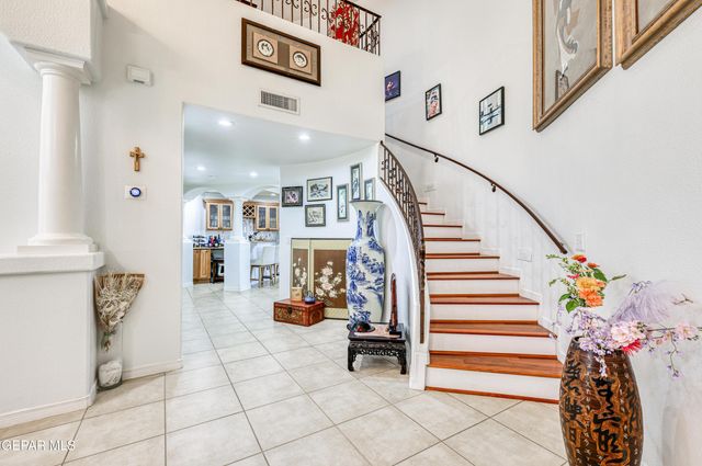 6086 VIA DE LOS ARBOLES, El Paso, TX 79932