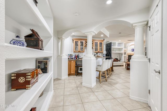 6086 VIA DE LOS ARBOLES, El Paso, TX 79932