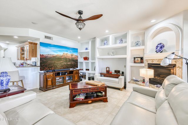 6086 VIA DE LOS ARBOLES, El Paso, TX 79932