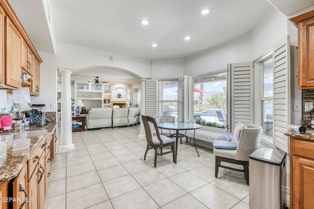 6086 VIA DE LOS ARBOLES, El Paso, TX 79932