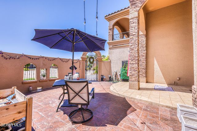 6086 VIA DE LOS ARBOLES, El Paso, TX 79932