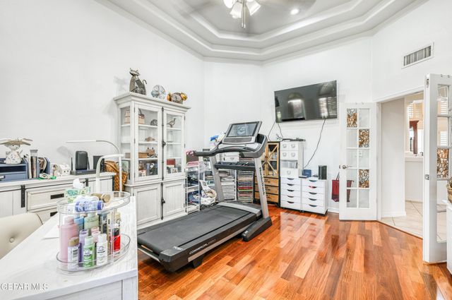 6086 VIA DE LOS ARBOLES, El Paso, TX 79932