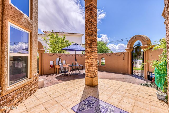 6086 VIA DE LOS ARBOLES, El Paso, TX 79932