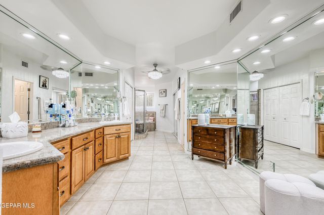 6086 VIA DE LOS ARBOLES, El Paso, TX 79932