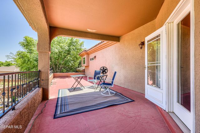 6086 VIA DE LOS ARBOLES, El Paso, TX 79932