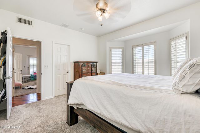 6086 VIA DE LOS ARBOLES, El Paso, TX 79932