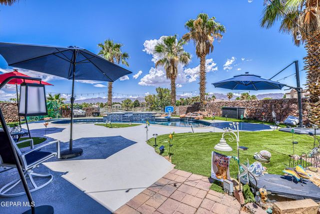 6086 VIA DE LOS ARBOLES, El Paso, TX 79932