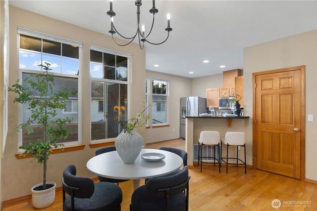 460 226th Place NE, Sammamish, WA 98074