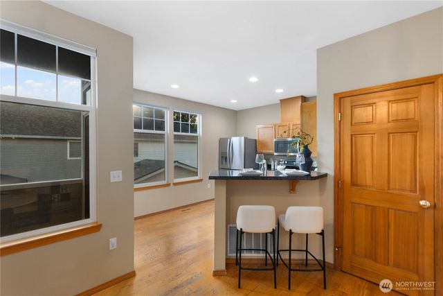 460 226th Place NE, Sammamish, WA 98074