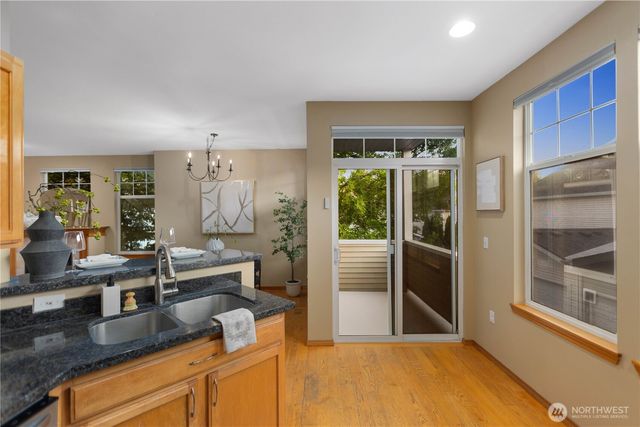 460 226th Place NE, Sammamish, WA 98074