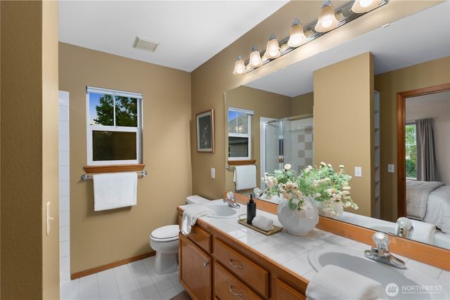 460 226th Place NE, Sammamish, WA 98074