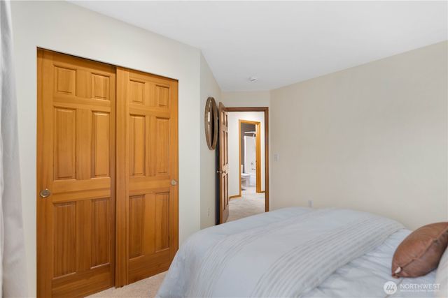 460 226th Place NE, Sammamish, WA 98074