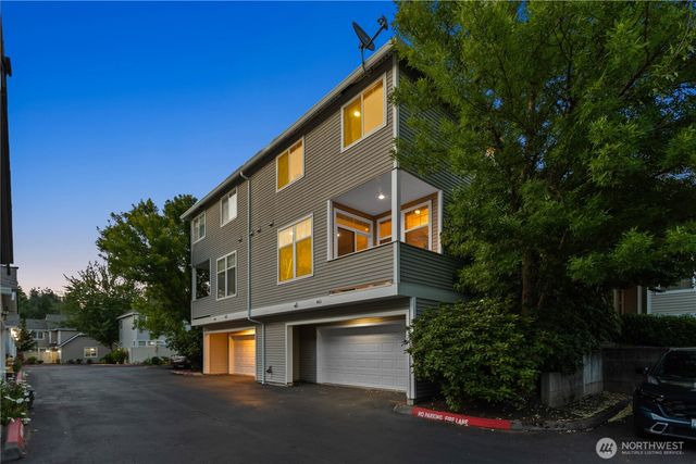460 226th Place NE, Sammamish, WA 98074