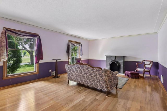 807 5th Street E, Northfield, MN 55057
