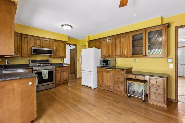 807 5th Street E, Northfield, MN 55057