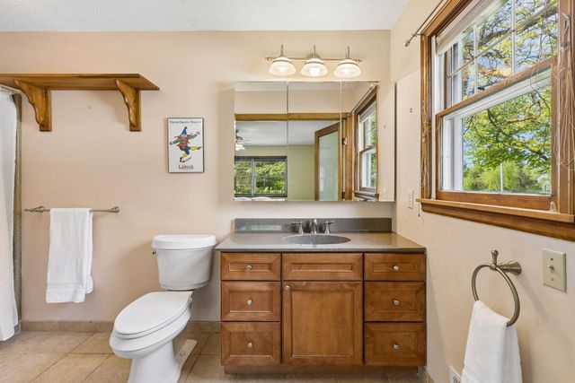 807 5th Street E, Northfield, MN 55057