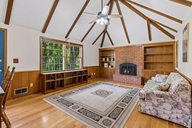 807 5th Street E, Northfield, MN 55057