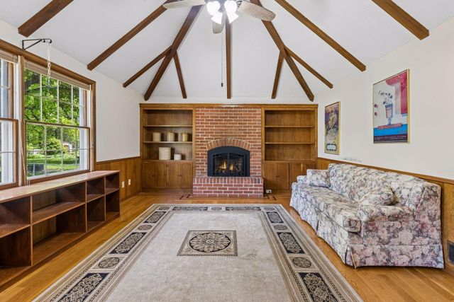 807 5th Street E, Northfield, MN 55057