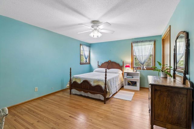 807 5th Street E, Northfield, MN 55057