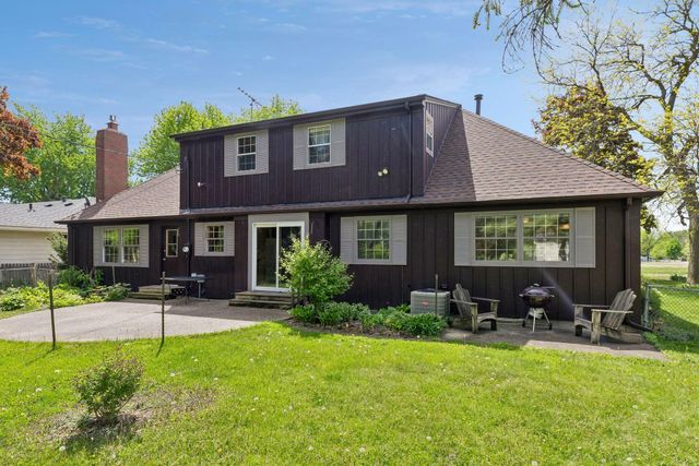 807 5th Street E, Northfield, MN 55057