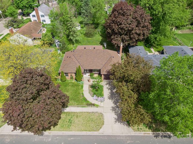 807 5th Street E, Northfield, MN 55057