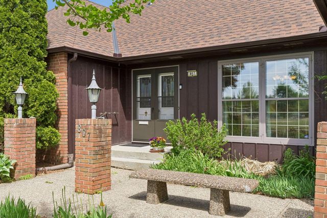807 5th Street E, Northfield, MN 55057