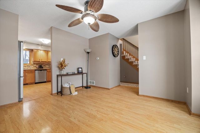 5425 NW 90th Street, Johnston, IA 50131