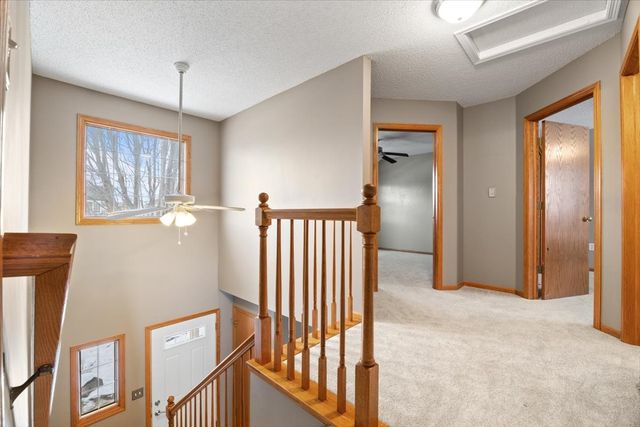 5425 NW 90th Street, Johnston, IA 50131