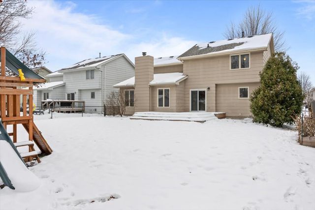 5425 NW 90th Street, Johnston, IA 50131