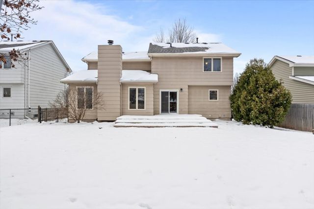 5425 NW 90th Street, Johnston, IA 50131