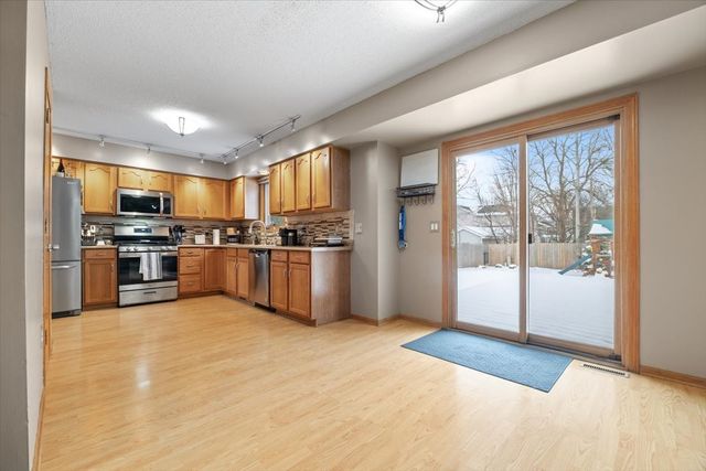 5425 NW 90th Street, Johnston, IA 50131