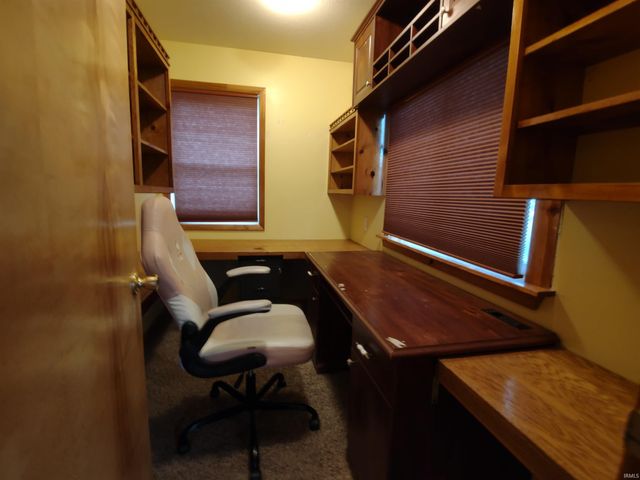 4801 Hartman Road, Fort Wayne, IN 46807